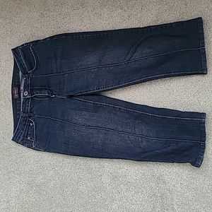 Women's denim capris